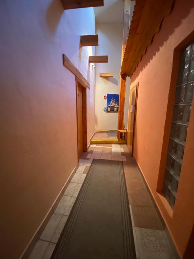 Hostel Caferazy ポプラト エクステリア 写真