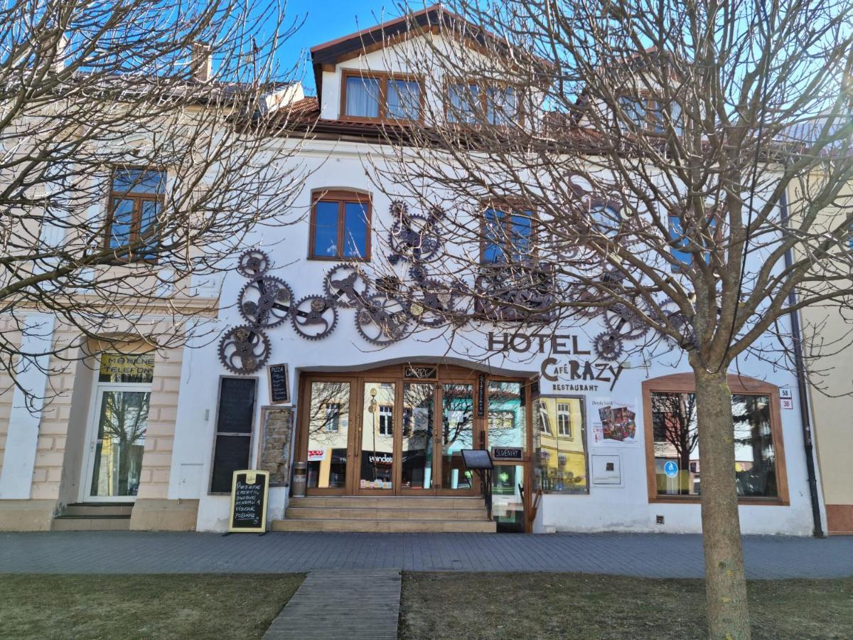 Hostel Caferazy ポプラト エクステリア 写真